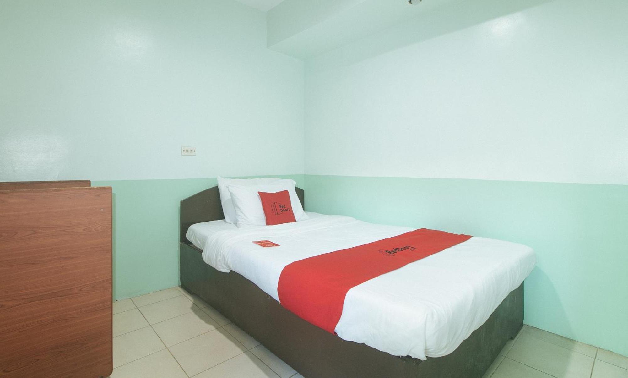 Reddoorz At Maanyag Pension House Mandaue Cebu Stadt Exterior foto